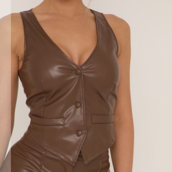 PLUNGE BUTTON UP WAISTCOAT IN BROWN FAUX LEATHER - Picture 2 of 4